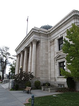 exterior washoe county courthouse