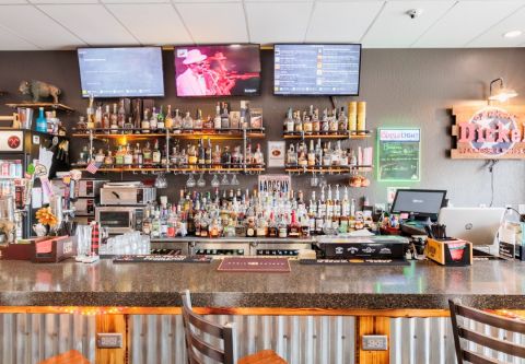 Smashin' Good Time, Full Bar