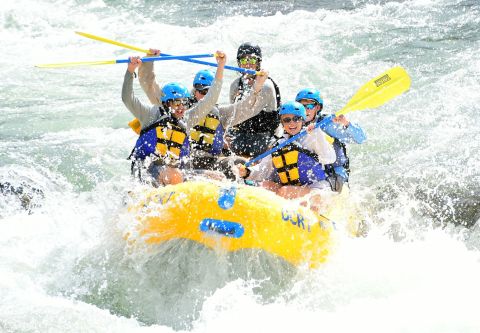 Tahoe Whitewater Tours, Truckee River: Verdi to Mayberry (Class III Whitewater)