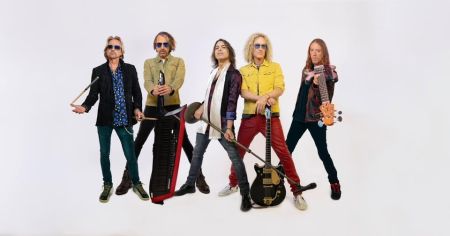 Silver Legacy Resort Casino, Foreigner