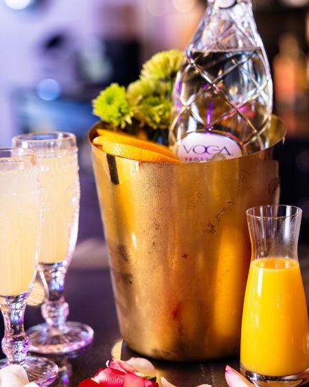 Champagne & Chocolate, Bottomless Mimosas